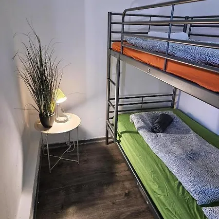 Cozy Near New York Cafe With Balcony, Parking, Ac アパート ブダペスト
