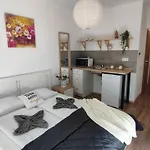 Cozy Near New York Cafe With Balcony, Parking, Ac * Budapest