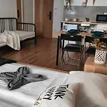 Lejlighed Cozy Near New York Cafe With Balcony, Parking, Ac Budapest