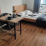 Cozy Near New York Cafe With Balcony, Parking, Ac Lejlighed *