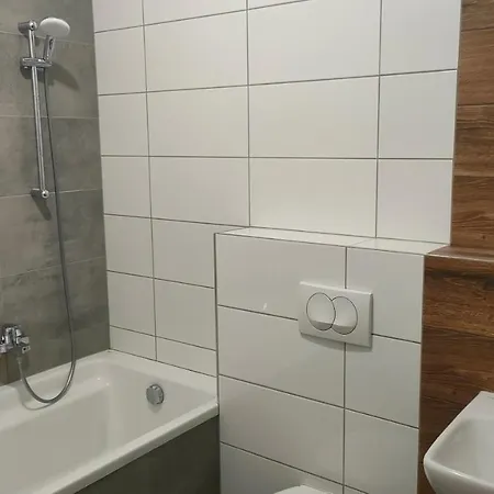 Appartement Cozy Near New York Cafe With Balcony, Parking, Ac *