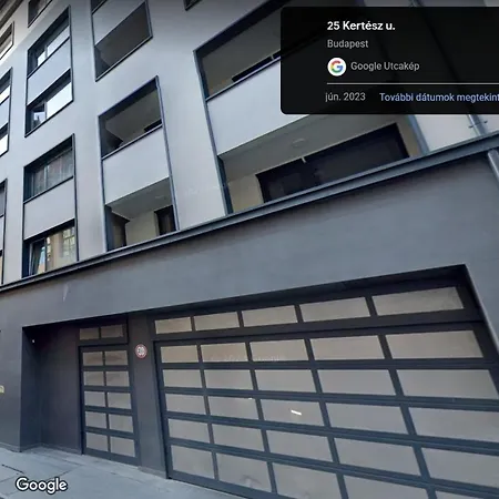 Cozy Near New York Cafe With Balcony, Parking, Ac * Boedapest